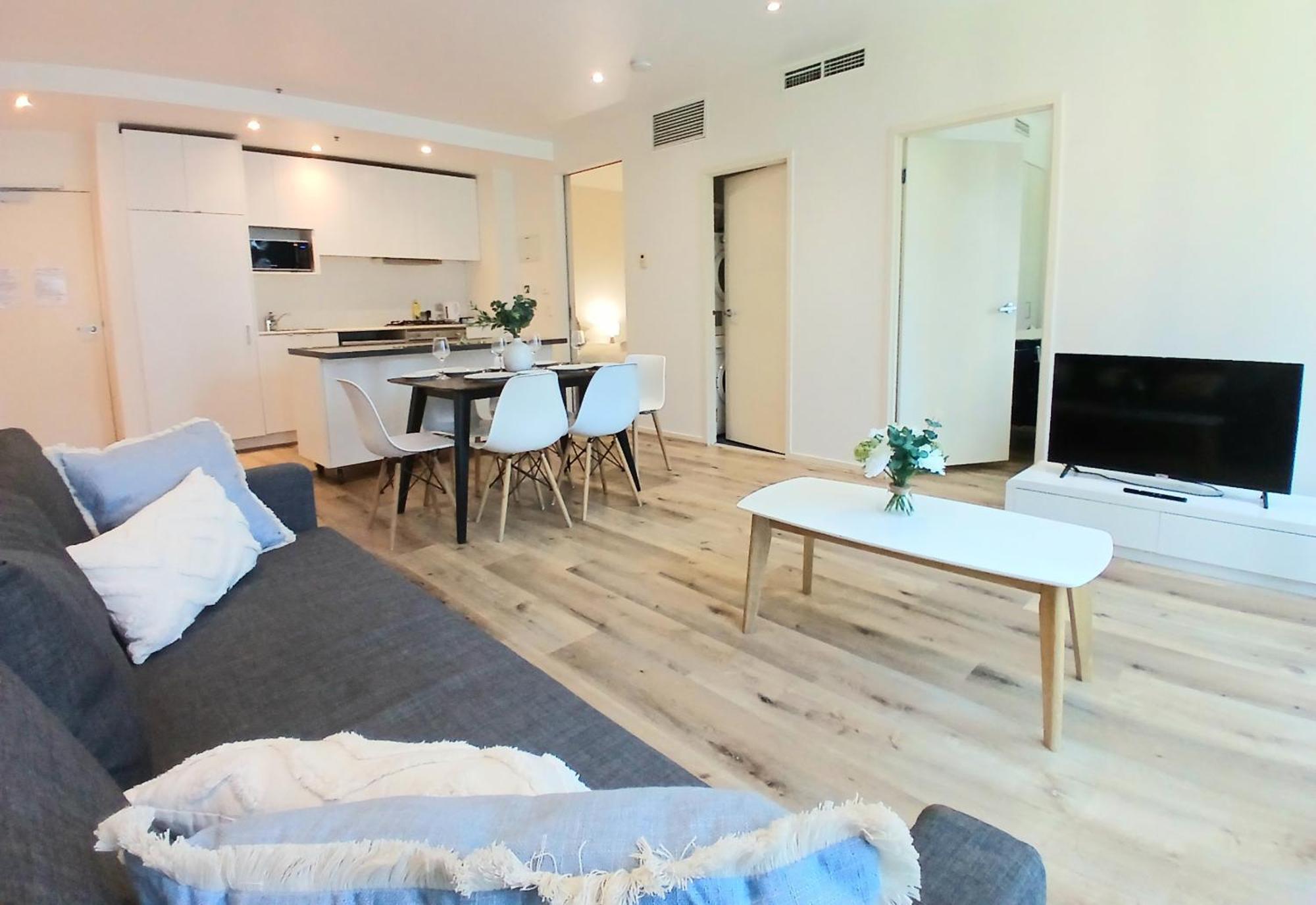 Readyset Apartments At Liberty Мельбурн Экстерьер фото