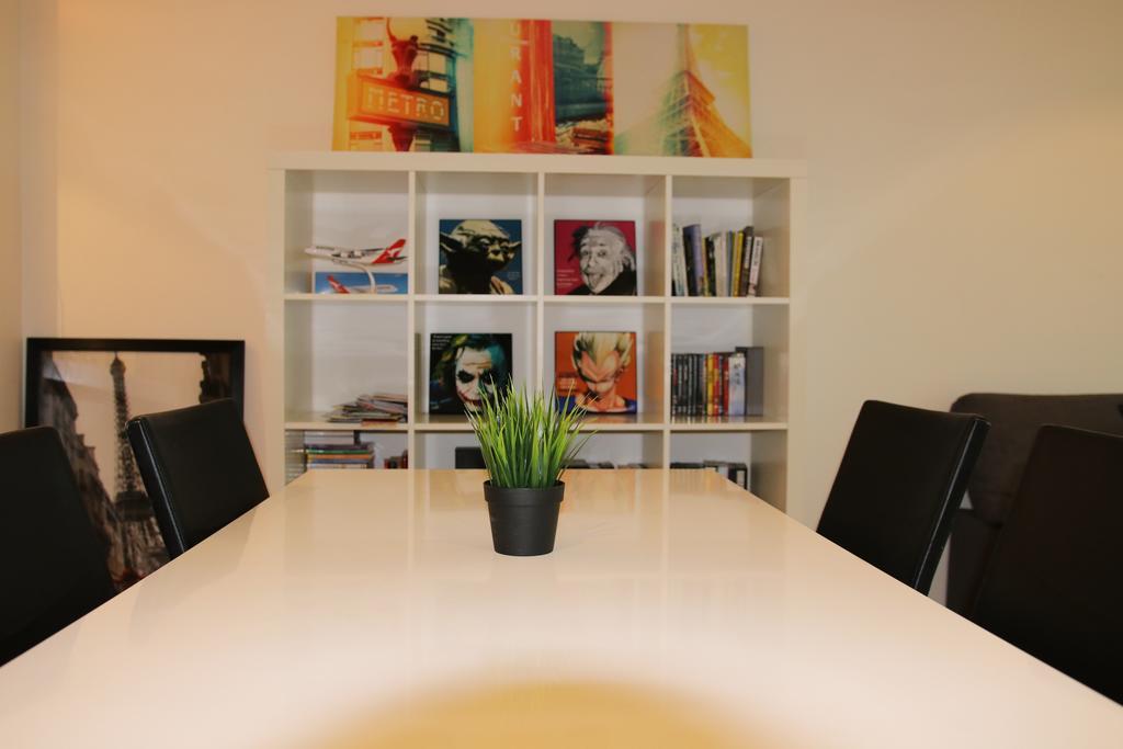 Readyset Apartments At Liberty Мельбурн Экстерьер фото